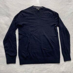 Banana Republic V-neck merino sweater navy - L Tall